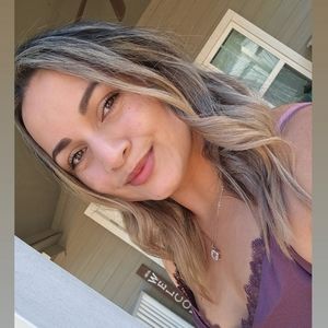 Meet your Posher, Liz